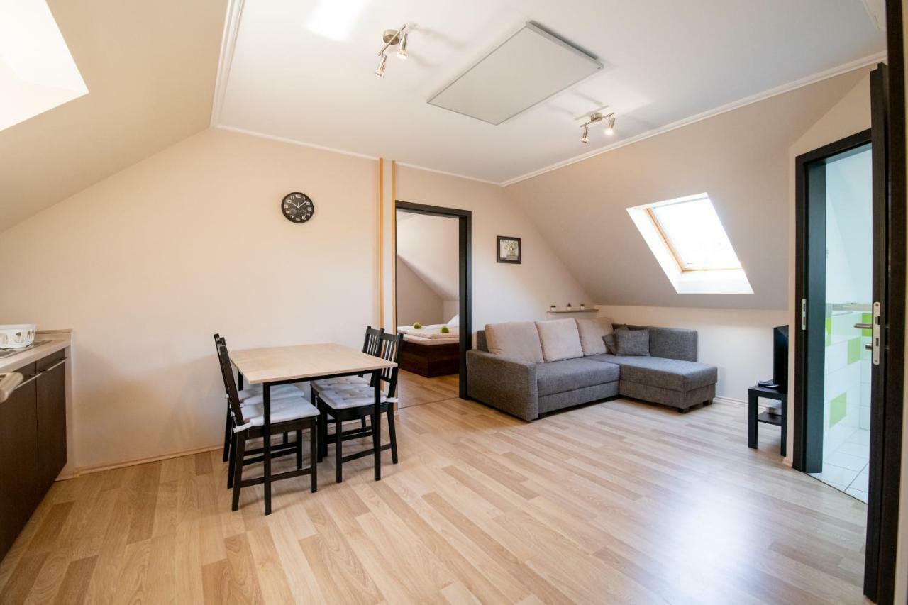Dömös Dunazug Apartmanhaz מראה חיצוני תמונה