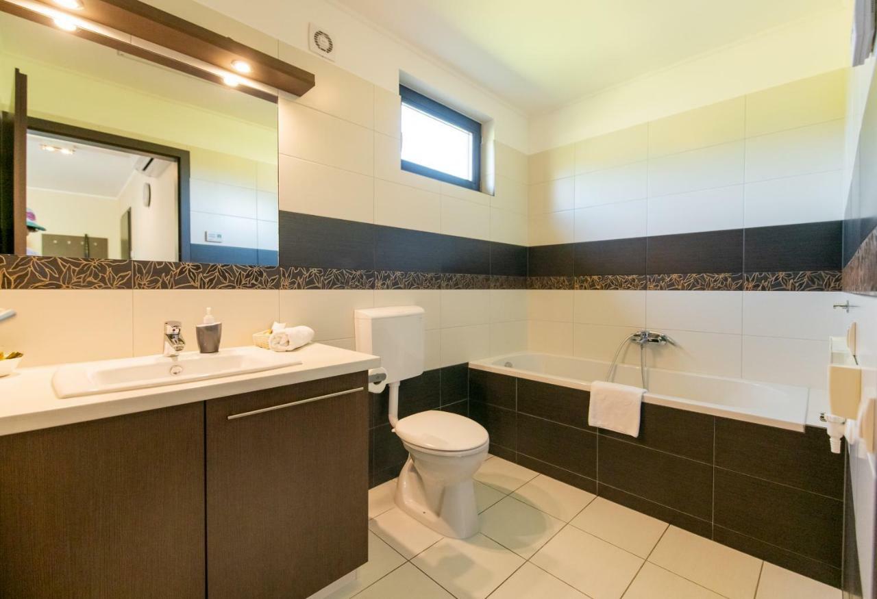 Dömös Dunazug Apartmanhaz מראה חיצוני תמונה